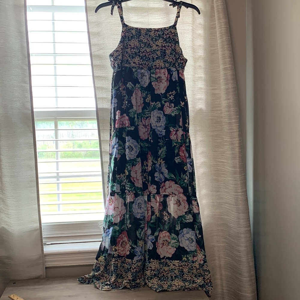 🎈Girl’s Floral Maxi Dress